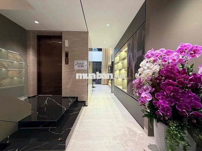 BÁN CĂN NHÀ 5 LẦU VỊ TRÍ ĐẸP QUẬN 7