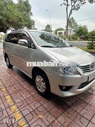 Toyota Innova 2012 Bạc