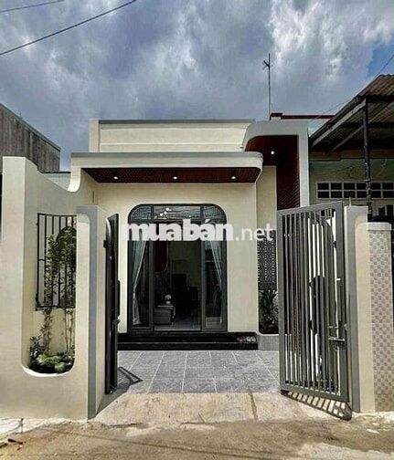 Nhà cấp 4 ngay HL15 , shr, full thổ cư