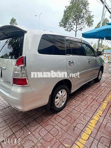 Toyota Innova 2012 Bạc