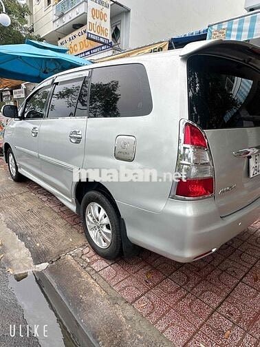 Toyota Innova 2012 Bạc