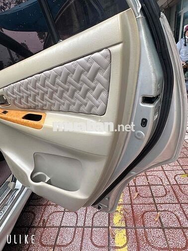 Toyota Innova 2012 Bạc