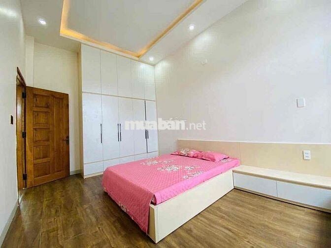 🔴 CHO THUÊ BIỆT THỰ SÂN VƯỜN 3 TẦNG ĐẲNG CẤP – ĐƯỜNG NGUYỄN THỊ SÁU, H