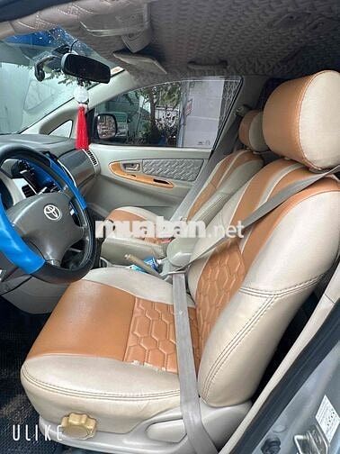 Toyota Innova 2012 Bạc