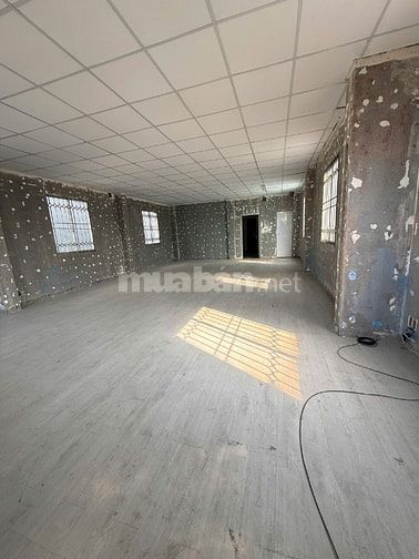  cho thuê nhà 129 đường Bình thới q11 dt  6,5x20m 1 trệt 1 lửng 4 lầu 
