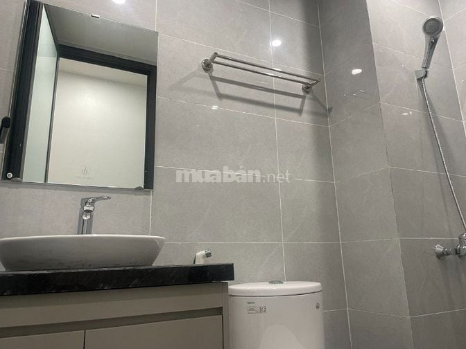 Cho thuê căn hộ khép kín tầng 2, 3 tại số 34 ngõ 301 đường Hồng Hà, HN
