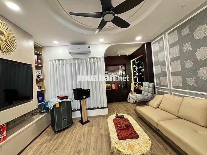GIẢM SÂU 500TRIỆU! CẦN BÁN NHANH NHÀ HXH PHAN ĐĂNG LƯU, PN. GIÁ 5TỶ080