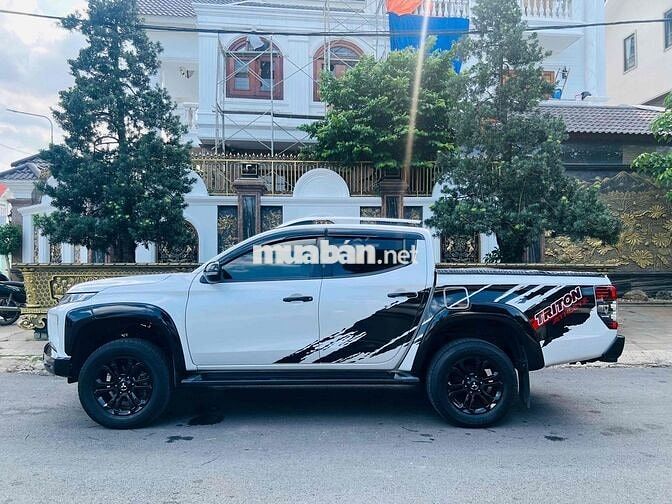 Mitsubishi Triton 2021 Athlete 4x4 AT Mivec - 8200