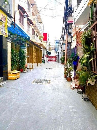 cho thuê nhà nguyên căn 5pn CMT8 - giá tốt tiện cải tạo