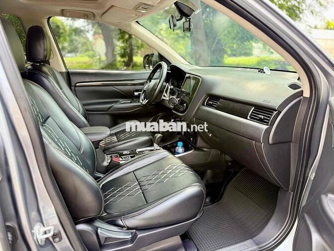 Mitsubishi Outlander 2019 Xám
