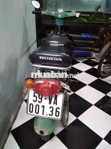 Honda Cub Xanh