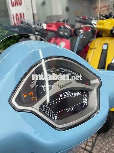 Piaggio Vespa Primavera 125 2025 Xanh Matte