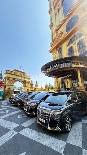 Phi Dung chuyên cho thuê xe  Limousine cao cấp đời mới 
