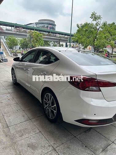 Hyundai Elantra 2.0AT 2021 Trắng