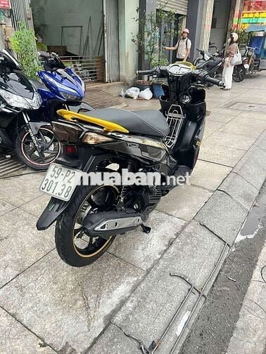 Yamaha Nouvo 6 2016 Đen Vàng