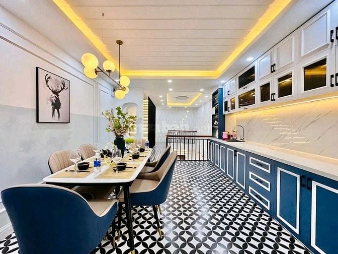 Cần bán căn nhà 40m2 HUỲNH VĂN BÁNH, P17, Phú Nhuận. Kế bên chợ 