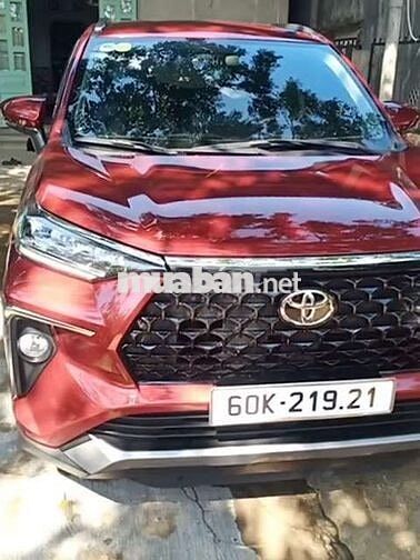 Toyota Veloz Cross Đỏ 60000 km