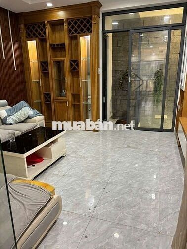 cho thuê nhà phố liền kề mới sạch sẽ Gò Vấp 