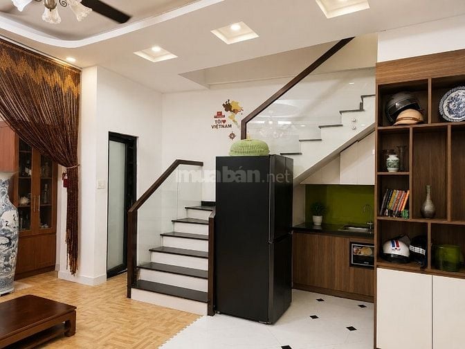 3ngủ, 3 vệ sinh, ngõ ô tô, sổ đỏ nghiêm chỉnh