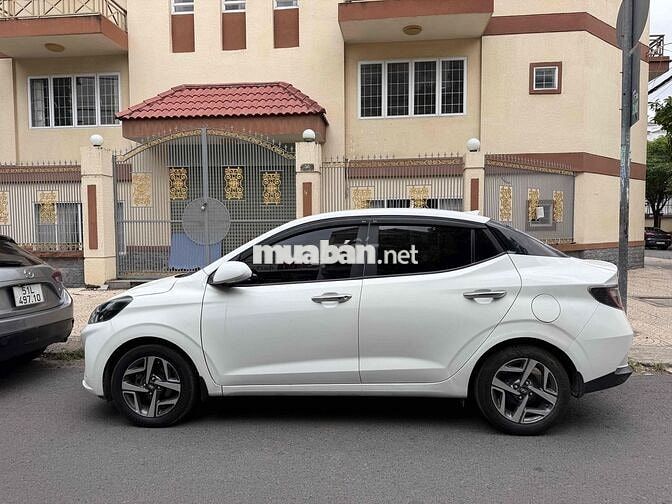 Hyundai i10 2022 Trắng Số tự động