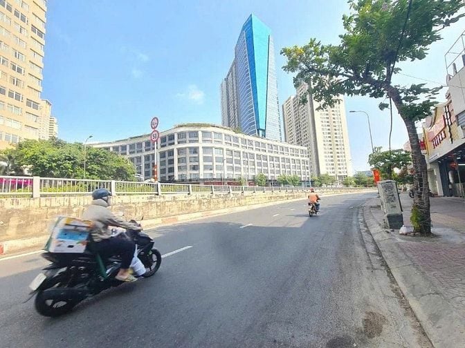 33 Tỷ! Bán MT Nguyễn Hữu Cảnh, Bình Thạnh - 7x13m - xây Hầm 6 Tầng