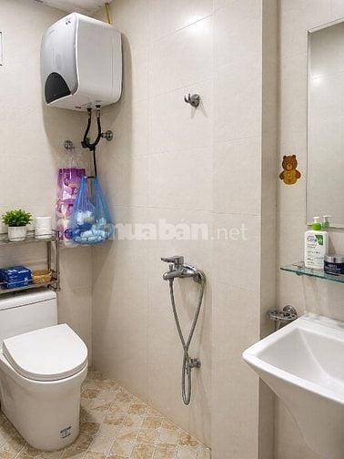 3ngủ, 3 vệ sinh, ngõ ô tô, sổ đỏ nghiêm chỉnh
