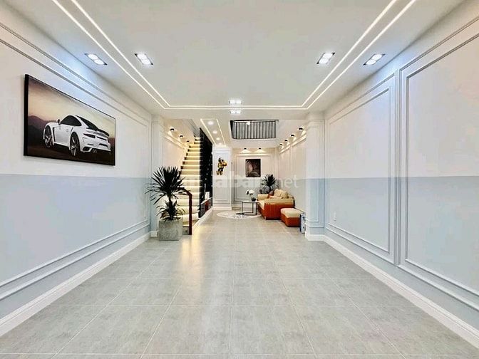 Cần bán căn nhà 40m2 HUỲNH VĂN BÁNH, P17, Phú Nhuận. Kế bên chợ 