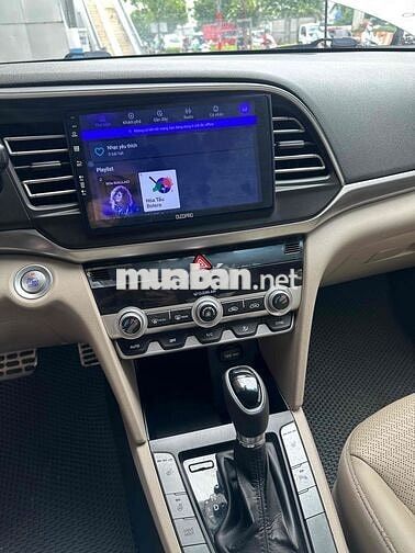 Hyundai Elantra 2.0AT 2021 Trắng