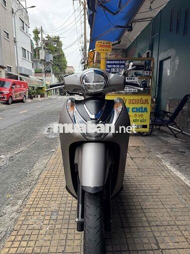 Honda SH Mode 2023 màu Bạc ABS