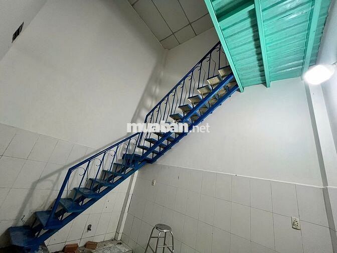 Nhà mới sửa vho thuê nguyên căn 96m2