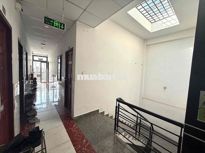 CHO THUÊ PHÒNG CHÍNH CHỦ GẦN CHỢ TÂN HƯƠNG có máy lạnh