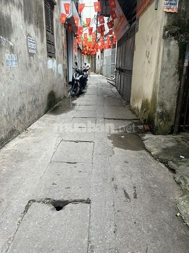 3ngủ, 3 vệ sinh, ngõ ô tô, sổ đỏ nghiêm chỉnh