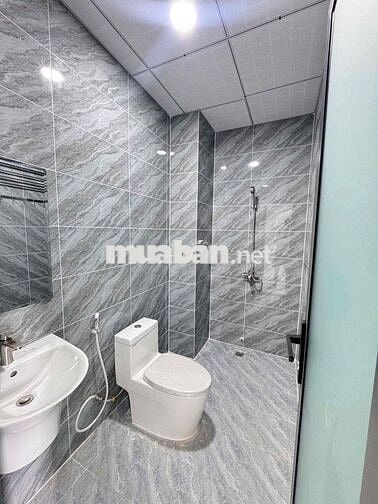 SẴN CHO THUÊ CĂN HỘ DỊCH VỤ MỚI XÂY NGAY CHÂN CẦU BÌNH LỢI