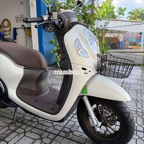 Honda Scoopy Trắng 950km