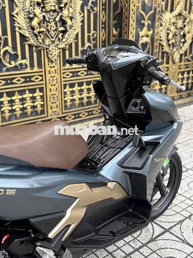 Honda Airblade 125 4Val 2024 ODO 12K Bản ĐB C.Chủ