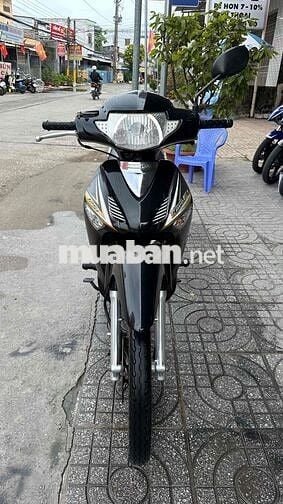 Future Neo kim 06 áo fi09 đen ( hỗ trợ góp )