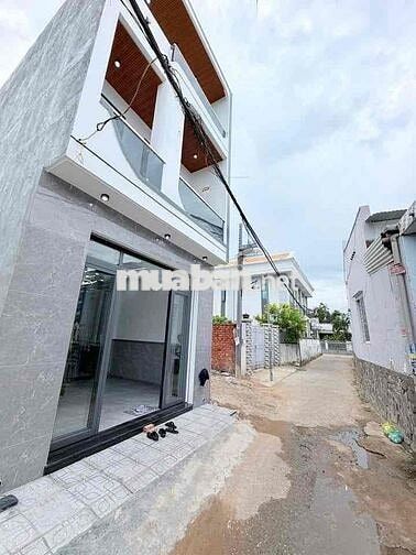 Cần bán nhà 1 trệt 1 lầu gần nhà thờ Tân Vinh , Long Bình Tân