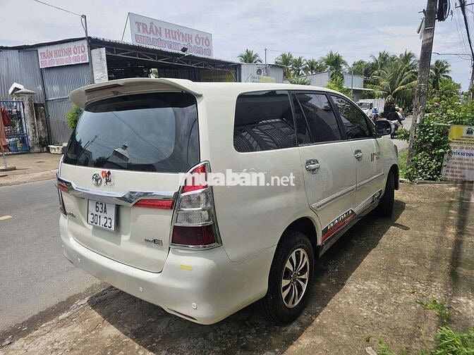 Toyota Innova 2016 J lên E Trắng