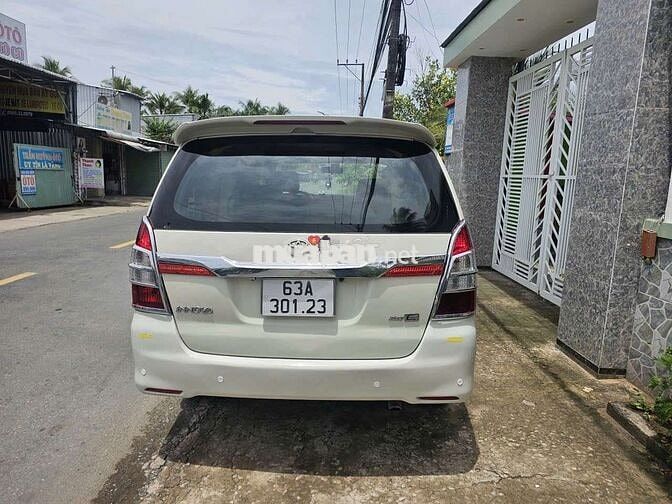 Toyota Innova 2016 J lên E Trắng