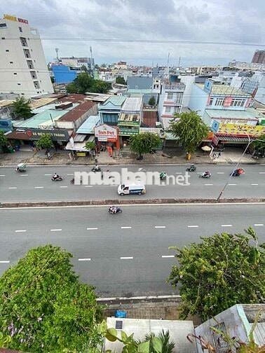 MTKD 546 Lê Trọng Tấn - DT 4.5x20m 1 Trệt 4 Lầu 9Pn 6Wc 9 Máy Lạnh