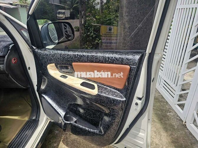 Toyota Innova 2016 J lên E Trắng