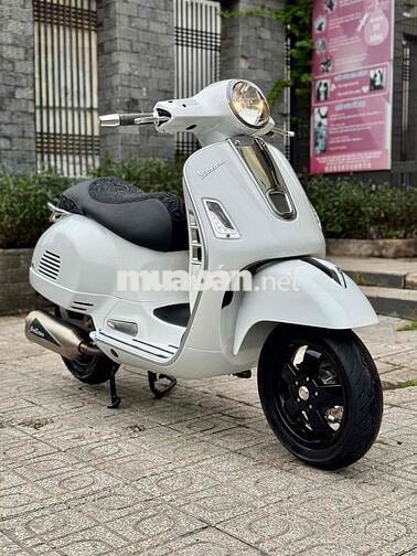 Piaggio Vespa GTS Super 300 Quasar 2017 Trắng