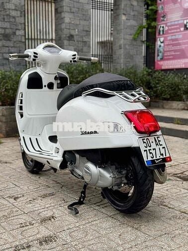 Piaggio Vespa GTS Super 300 Quasar 2017 Trắng