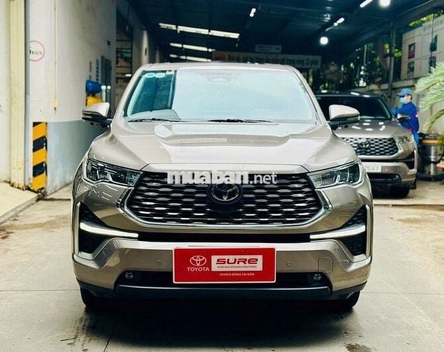 Innova Cross Hybrid 2024 - ĐK 2025 - Giá TL