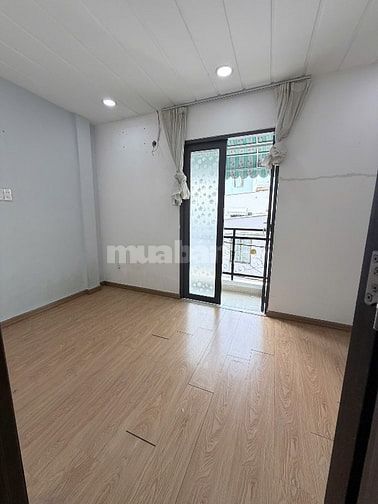 Bán nhà hẻm 314/ âu dương lân P3Q8. 