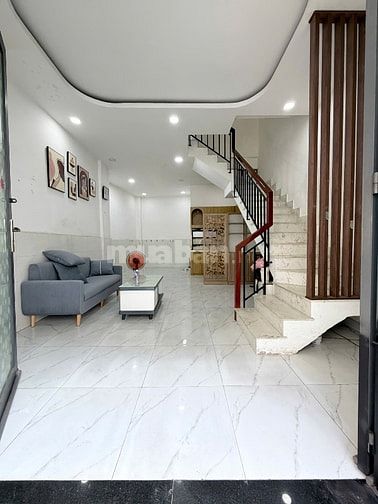 Bán nhà hẻm 314/ âu dương lân P3Q8. 