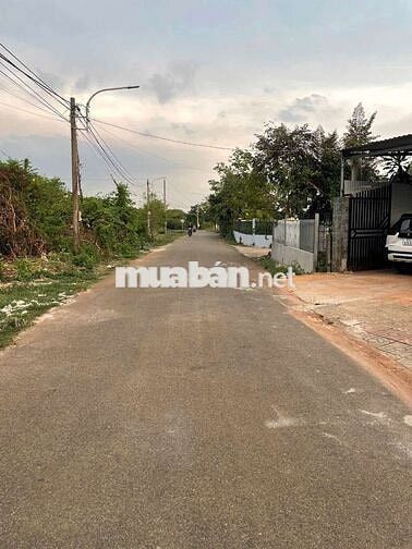 bán đất đường nhựa 1 sẹc võ văn kiệt p.tân thành,dt:15x13 giá 780tr