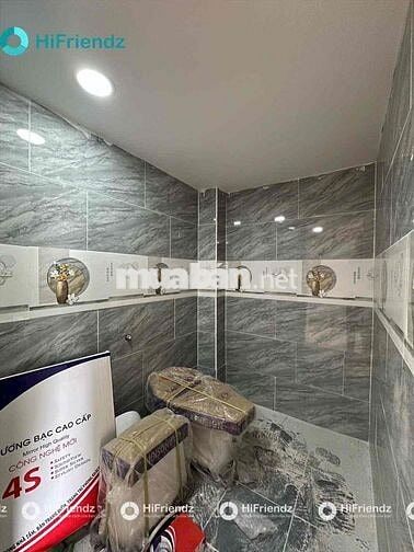 PHÒNG MỚI XÂY 45M2 CÓ GÁC NGAY CÔNG VIÊN GIA ĐỊNH CÓ BAN CÔNG