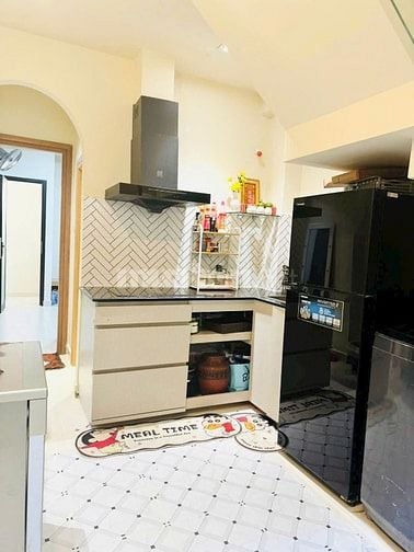 GIÁ 9T ĐIỆN BIÊN PHỦ QUẬN 10 - DT 60M2 SÁT MT, 5PN XEM LÀ THÍCH