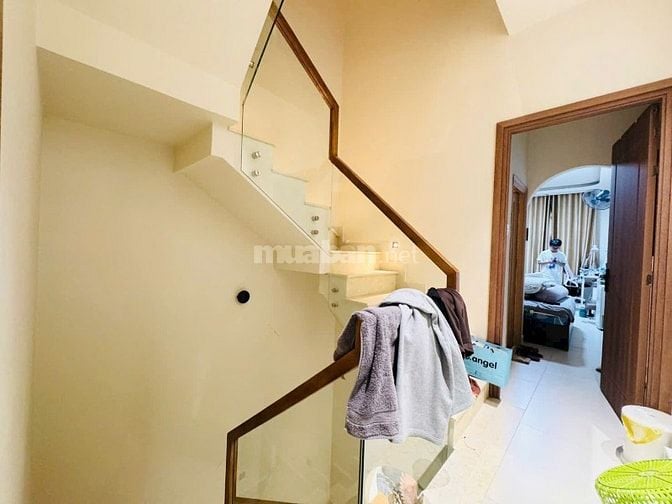GIÁ 9T ĐIỆN BIÊN PHỦ QUẬN 10 - DT 60M2 SÁT MT, 5PN XEM LÀ THÍCH